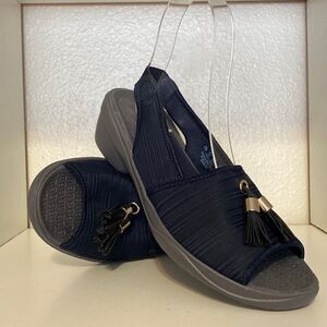 Bzees Mirage Womens Blue Slingback Fabric Open Toe Tassel Comfort Sandals